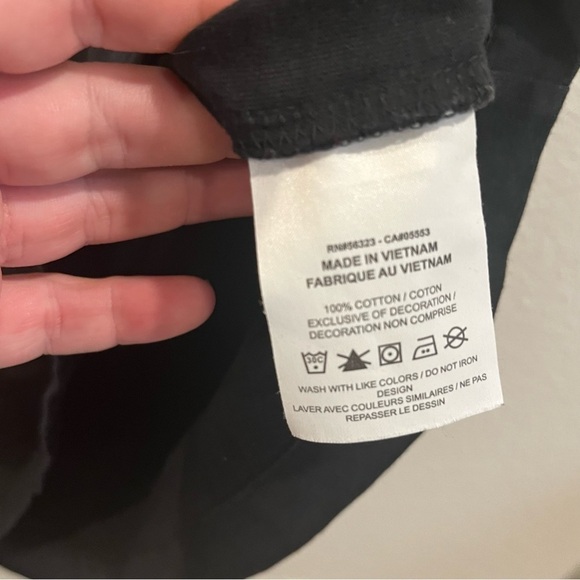 Jordan Air Jordan black graphic t with red flame detail size medium - Picture 2 of 9